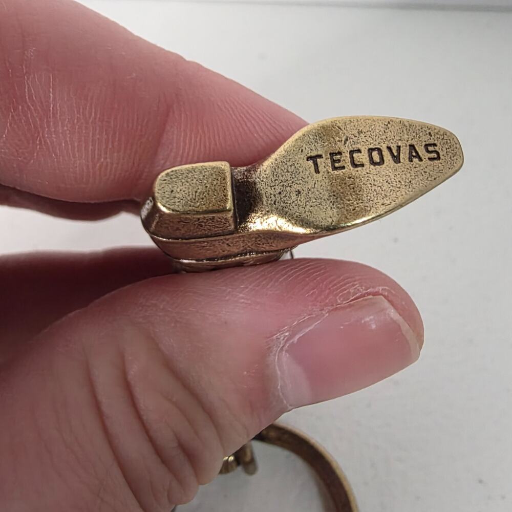 Tecovas Annie Cowboy Boot Keychain Brass Tone Western Boot Key Ring - Picture 4 of 4